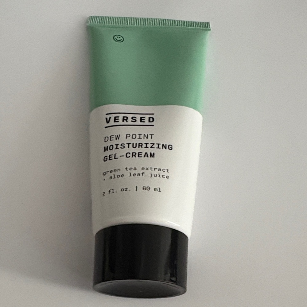 Versed Dew Point Moisturizing Gel-Cream w Green Tea Extract and Aloe Leaf Juice